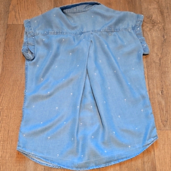 Light Blue Short Sleeve Shirt - Picture 5 of 7